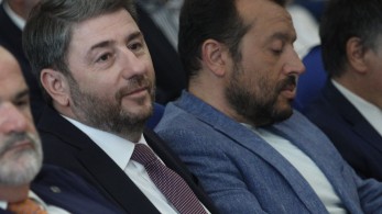 Ο Νίκος στηρίζει… Νίκο: η θέση Ανδρουλάκη για το θέμα με τον Παππά