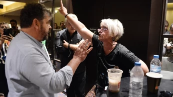 Χαμός στον ΣΥΡΙΖΑ - καταγγελία οπαδού του Κασσελάκη: Δείτε, ετοιμάζεται να με δείρει