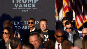 ΗΠΑ: «μπλόκο» στην λοταρία του Έλον Μάσκ έβαλε η εισαγγελία της Φιλαδέλφειας