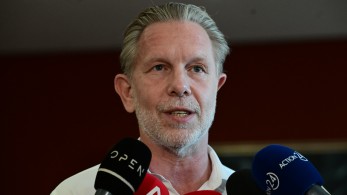 Παύλος Γερουλάνος: το ΠΑΣΟΚ πέφτει κερδίζοντας (video) Παύλος Γερουλάνος: το ΠΑΣΟΚ πέφτει κερδίζοντας (video)