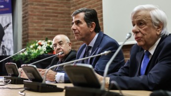 Κυπριακό: Δίκαιη και βιώσιμη λύση ζήτησαν Παυλόπουλος και Ομήρου