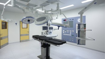 Δωρεάν απογευματινά χειρουργεία και σε ιδιωτικές κλινικές για αναμονή άνω των 4 μηνών