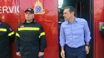 Ο πόλεμος των Ρόουζ: αλληλοσπαράσσονται στον ΣΥΡΙΖΑ για το άθλιο σόου του Τσίπρα και των υπουργών του στο Μάτι Ο πόλεμος των Ρόουζ: αλληλοσπαράσσονται στον ΣΥΡΙΖΑ για το άθλιο σόου του Τσίπρα και των υπουργών του στο Μάτι