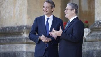 Συνάντηση Μητσοτάκη με  Στάρμερ στο Λονδίνο - Στην ατζέντα τα Γλυπτά του Παρθενώνα