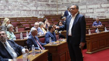 Δάσκαλε, που δίδασκες: Χωρίς γυναίκες η κοινοβουλευτική εκπροσώπηση του ΣΥΡΙΖΑ Δάσκαλε, που δίδασκες: Χωρίς γυναίκες η κοινοβουλευτική εκπροσώπηση του ΣΥΡΙΖΑ
