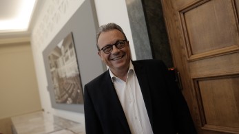 Σωκράτης Φάμελλος: συγκρίνει τα «τρελά» νερά της Χαλκίδας με την κατάσταση στον ΣΥΡΙΖΑ (vid)