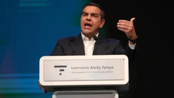 Όταν ο Τσίπρας παρενέβη στο συνέδριο του ΣΥΡΙΖΑ: Αφήστε τον Κασσελάκη να μπει, το κόμμα είναι τελειωμένο