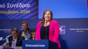 Ζωή Κωνσταντοπούλου: με έξι βουλευτές... πιστεύει πως μάχεται ως αξιωματική αντιπολίτευση (vid)