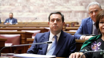 Νότης Μηταράκης: Δεν επηρεάζεται η λειτουργία της Μονής Σινά Νότης Μηταράκης: Δεν επηρεάζεται η λειτουργία της Μονής Σινά