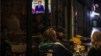 Όλο και περισσότεροι Ευρωπαίοι γίνονται Γάλλοι