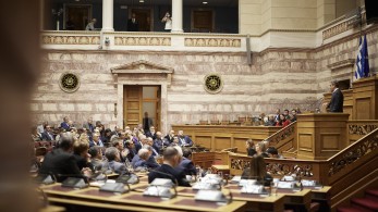 Ο κατώτατος μισθός, η μηδενιστική αντιπολίτευση και τα συμφέροντα των «εργατοπατέρων»