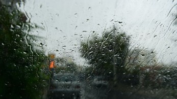 Κακοκαιρία Bora: καταιγίδες & προβλήματα στη Λήμνο - Ήχησε το 112 σε Μακεδονία και Θεσσαλία