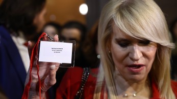 Μπουρλότο στον ΣΥΡΙΖΑ από τη Θεοδώρα Τζάκρη: Θα φύγω και θα πάρω και άλλους μαζί μου Μπουρλότο στον ΣΥΡΙΖΑ από τη Θεοδώρα Τζάκρη: Θα φύγω και θα πάρω και άλλους μαζί μου