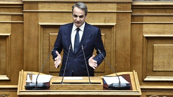 Κυριάκος Μητσοτάκης: Το ΠΑΣΟΚ σπεύδει να πάρει τη θέση του ΣΥΡΙΖΑ κάτω από τη σκιά του λεφτόδεντρου