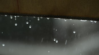 Κακοκαιρία Bora: νύχτα-«κόλαση» στη Ρόδο με πλημμύρες, εγκλωβισμένους και απαγόρευση κυκλοφορίας [βίντεο]