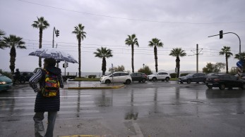 Καιρός: έκτακτο δελτίο επιδείνωσης με καταιγίδες, θυελλώδεις ανέμους & χιόνια