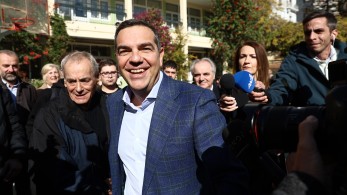 Αλέξης Τσίπρας: ο «άχαστος» ξαναμετράει τα… κουκιά