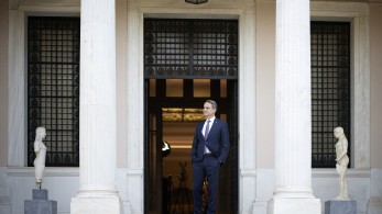 Συνάντηση Μητσοτάκη-Cormann στο Μέγαρο Μαξίμου