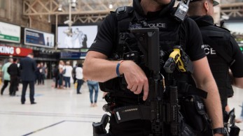 Λονδίνο: ένας νεκρός και δύο τραυματίες από επίθεση με μαχαίρι