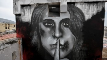 Ενδοοικογενειακή βία: Μεγάλη η αύξηση των καταγγελλόμενων περιστατικών συγκριτικά με το 2023