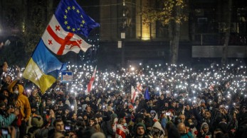 Γεωργία: συνεχίζονται οι φιλοευρωπαϊκές διαδηλώσεις - Δεν αποχωρεί από τη θέση της η Πρόεδρος