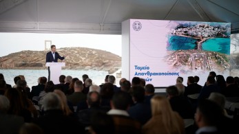 Επενδύσεις 5 δισ. ευρώ σε διασυνδέσεις, ΑΠΕ, ύδρευση και μείωση των λογαριασμών ρεύματος