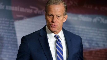 ΗΠΑ: ο Τζον Θουν εξελέγη επικεφαλής των Ρεπουμπλικάνων στη Γερουσία