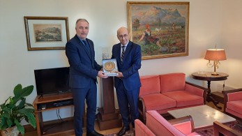 Καλαφάτης: συνάντηση με τον πρέσβη της Αρμενίας