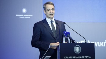 Μητσοτάκης: στο Λονδίνο αύριο ο πρωθυπουργός - Την Τρίτη θα συναντήσει τον Στάρμερ