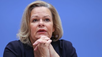 Στην Αθήνα τη Δευτέρα η Γερμανίδα υπουργός Εσωτερικών για το Μεταναστευτικό