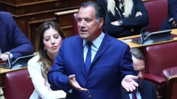 Άδωνις τρολάρει Λατινοπούλου για woke ατζέντα και Τραμπ: Αφροδίτη, τσάμπα πήγε ο χορός Άδωνις τρολάρει Λατινοπούλου για woke ατζέντα και Τραμπ: Αφροδίτη, τσάμπα πήγε ο χορός
