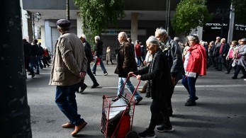 Συντάξεις: αυξημένα τα ποσά για τον Ιανουάριο 2025 - Πότε θα καταβληθούν