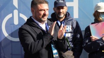 Χαρδαλιάς: Οι συγκινητικές συναντήσεις στον Μαραθώνιο