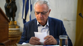 Σήμερα η κηδεία του Κώστα Χαρδαβέλλα - Το συγκινητικό μήνυμα του γιου του