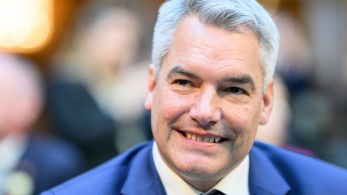 Αυστρία: Λαϊκό Κόμμα και Σοσιαλδημοκράτες συνεχίζουν τις συνομιλίες για νέα κυβέρνηση Αυστρία: Λαϊκό Κόμμα και Σοσιαλδημοκράτες συνεχίζουν τις συνομιλίες για νέα κυβέρνηση