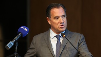 Άδωνις Γεωργιάδης: Επίσκεψη στο «Παίδων Αγία Σοφία» - Μοίρασε δώρα στα παιδιά που νοσηλεύονται