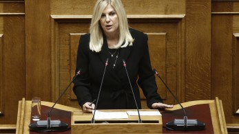 Ράνια Θρασκιά: Έφυγα από τον ΣΥΡΙΖΑ γιατί βάρυναν πάρα πολύ μέσα μου τα γεγονότα του Συνεδρίου Ράνια Θρασκιά: Έφυγα από τον ΣΥΡΙΖΑ γιατί βάρυναν πάρα πολύ μέσα μου τα γεγονότα του Συνεδρίου