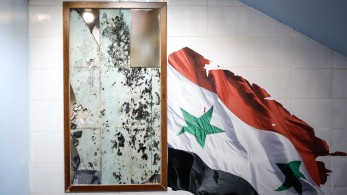Συρία: 17 νεκροί σε αιματηρή μάχη με πιστούς του Άσαντ Συρία: 17 νεκροί σε αιματηρή μάχη με πιστούς του Άσαντ