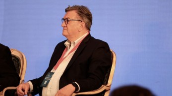 Πέτρος Ευθυμίου για Σημίτη: «Συνέβαλε στο να θωρακιστεί η Ελλάδα στη διεθνή της θέση»