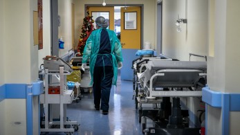 Κρήτη: με μηνιγγίτιδα νοσηλεύεται 14χρονος στο ΠΑΓΝΗ Κρήτη: με μηνιγγίτιδα νοσηλεύεται 14χρονος στο ΠΑΓΝΗ