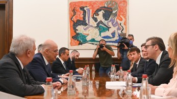 Στο Βελιγράδι ο Νίκος Δένδιας - Θα γίνει δεκτός από τον Πρόεδρο της Σερβίας