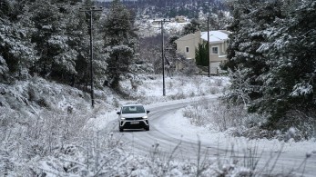 Νέο έκτακτο δελτίο επιδείνωσης του καιρού: χιόνια και στην Αττική το Σάββατο Νέο έκτακτο δελτίο επιδείνωσης του καιρού: χιόνια και στην Αττική το Σάββατο