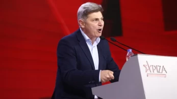 Πολλά νεύρα στον ΣΥΡΙΖΑ με τον Φαραντούρη: τον κατηγορούν ότι αγνοεί την ηγεσία του κόμματος