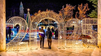 Τσάμπα θα πάνε οι ευχές