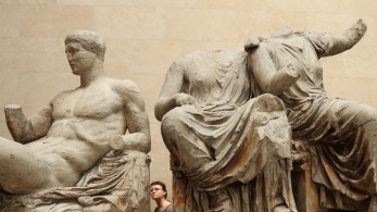 Μαργαρίτης Σχοινάς στην Telegraph: Να επιστρέψει τα Γλυπτά του Παρθενώνα ο Στάρμερ