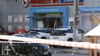 Πυροβολισμοί στη Γλυφάδα: βίντεο από τη φονική ενέδρα – 7 οι δράστες