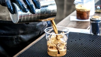 Καφές: η κλιματική αλλαγή και η μείωση της παραγωγής φέρνουν ανατιμήσεις έως και 10%