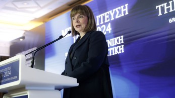 Σε εκδήλωση για την Ελένη Γλύκατζη Αρβελέρ θα βρεθεί αύριο η Κατερίνα Σακελλαροπούλου