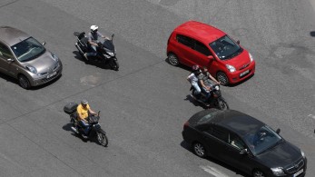 ΑΑΔΕ: στο 88% η εμπρόθεσμη πληρωμή των τελών κυκλοφορίας