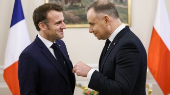 Ουκρανία: Μακρόν και Τουσκ συζητούν για αποστολή στρατού μετά από ενδεχόμενη εκεχειρία